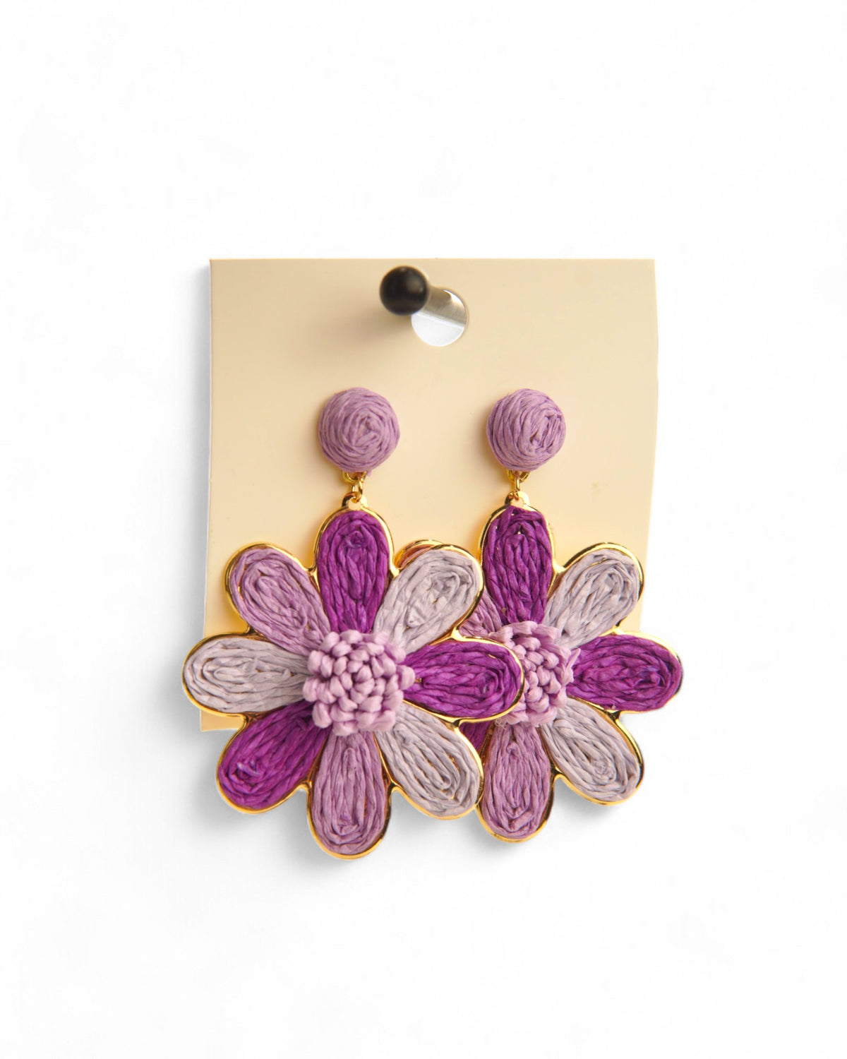 Cercei in forma de floare cu petale mov si lila, decorati cu margini aurii.