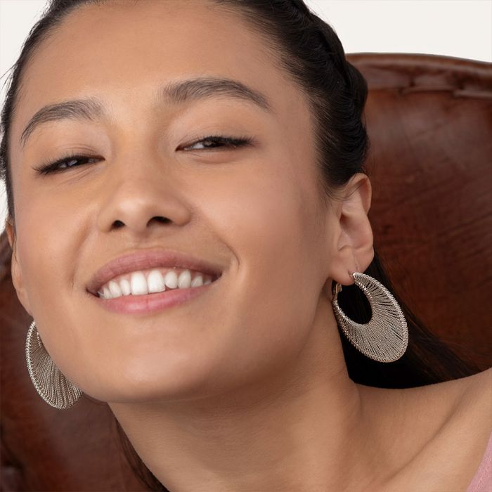 Cercei din fir subțire