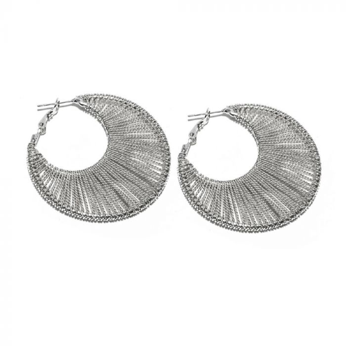 Cercei din fir subțire