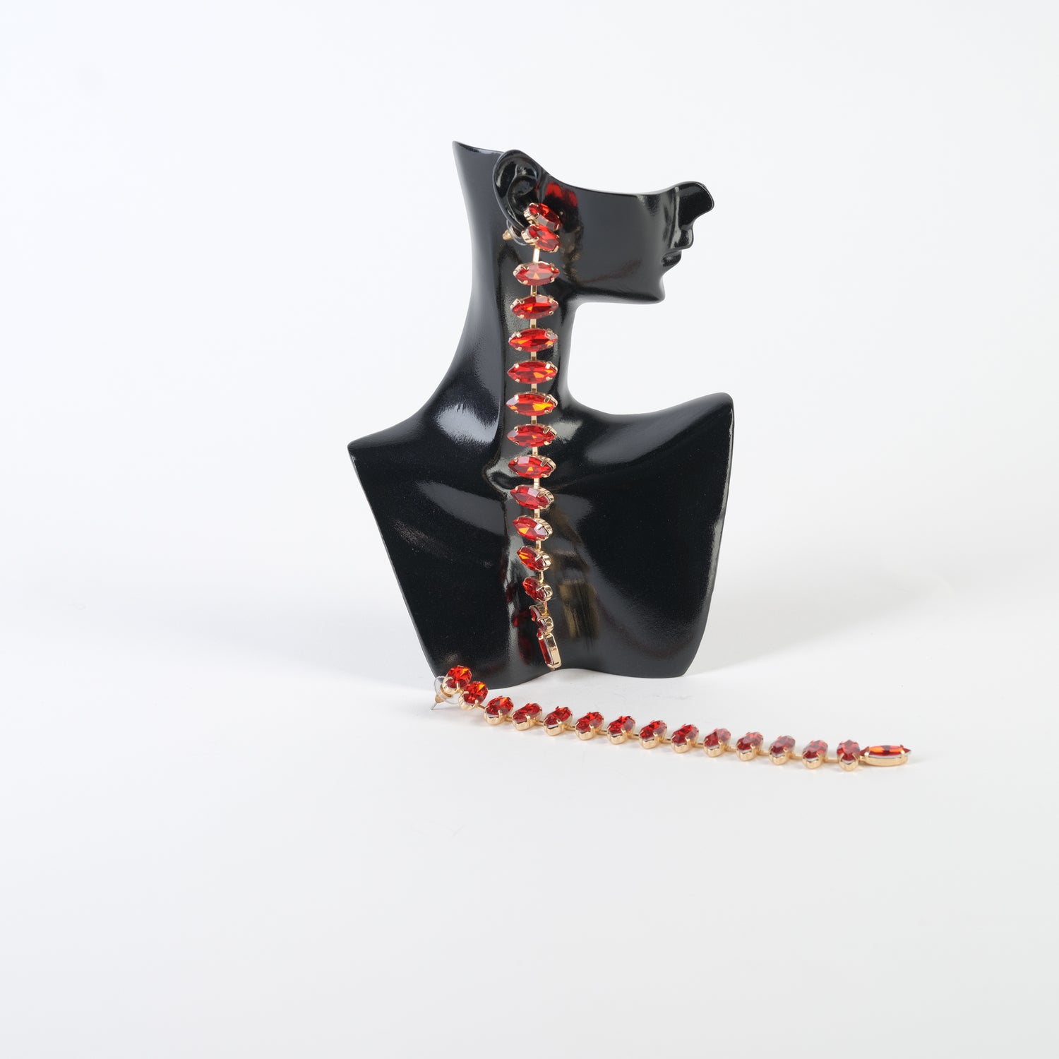 Cercei Lungi Cu Ștrasuri Colorate Din Sticlă