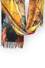 Eșarfă cu două fețe din cașmir și viscoză, cu imprimeu artistic abstract în nuanțe de galben, portocaliu și albastru.