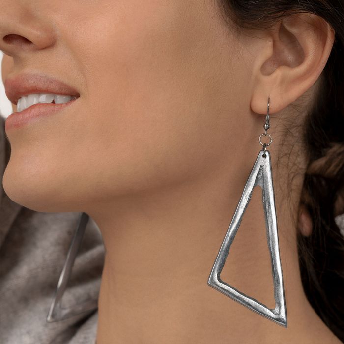 Cercei lungi triunghiulari