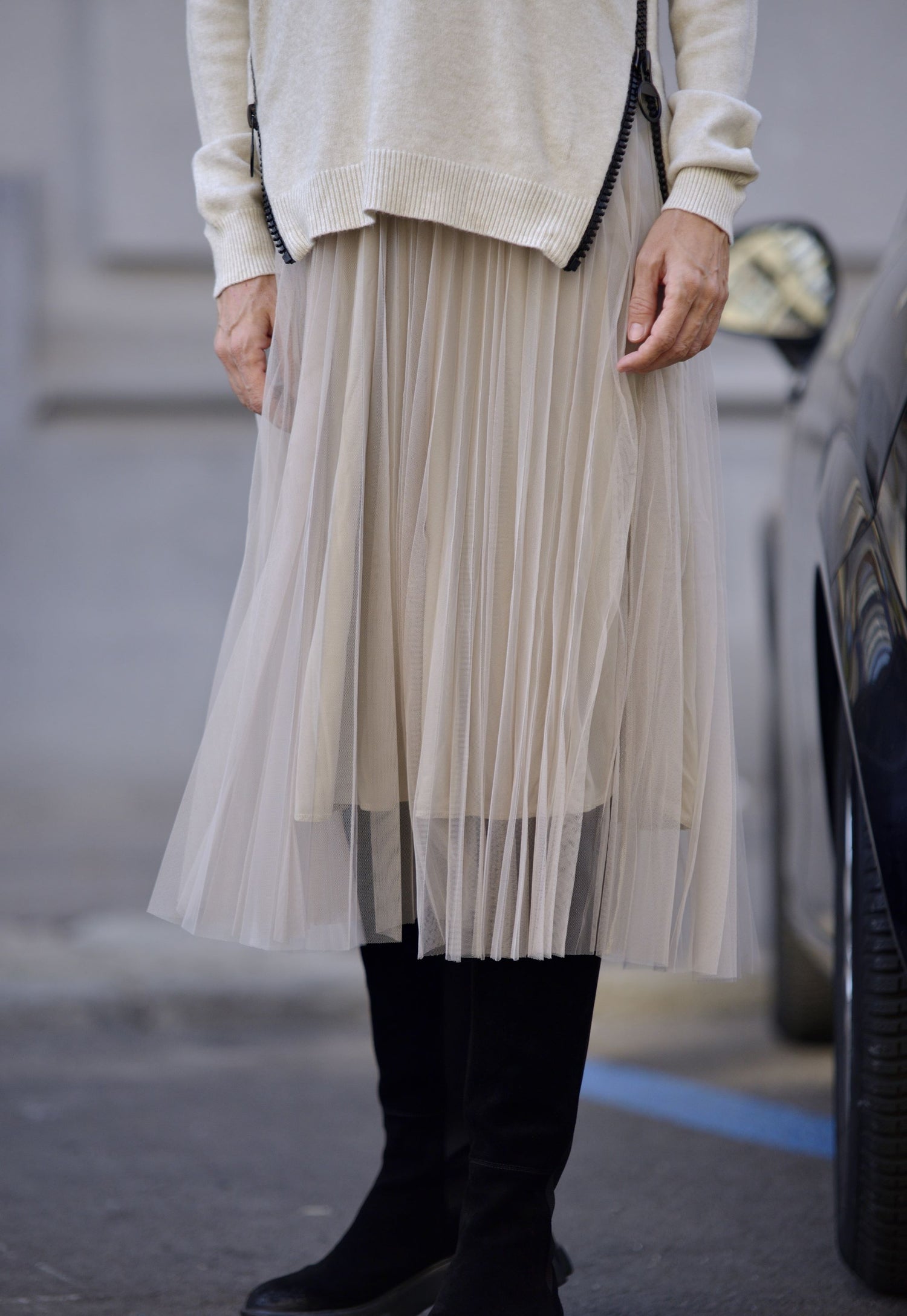 Rochie Din 2 Piese Cu Pulover Și Fustă Tulle Plisată