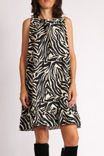 Rochie Animal Print Din Viscoză – Croială Lejeră Tip A