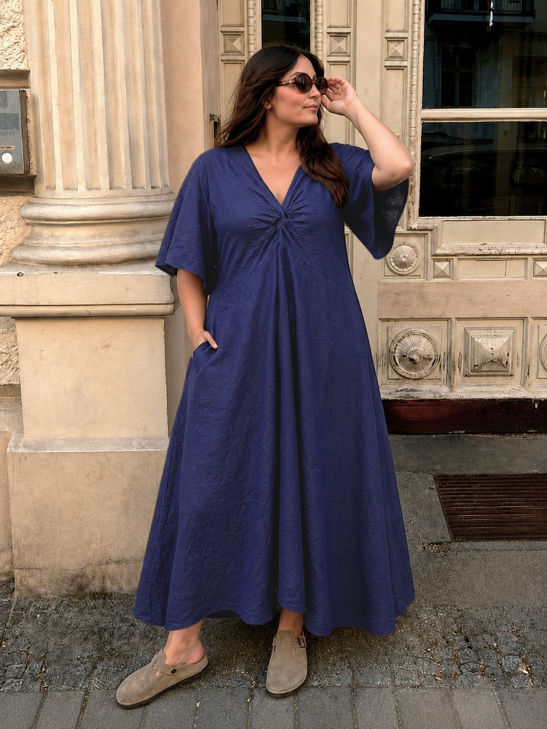 Rochie din in cu decolteu innodat si maneci evazate camel, vedere frontala, All Above Boutique