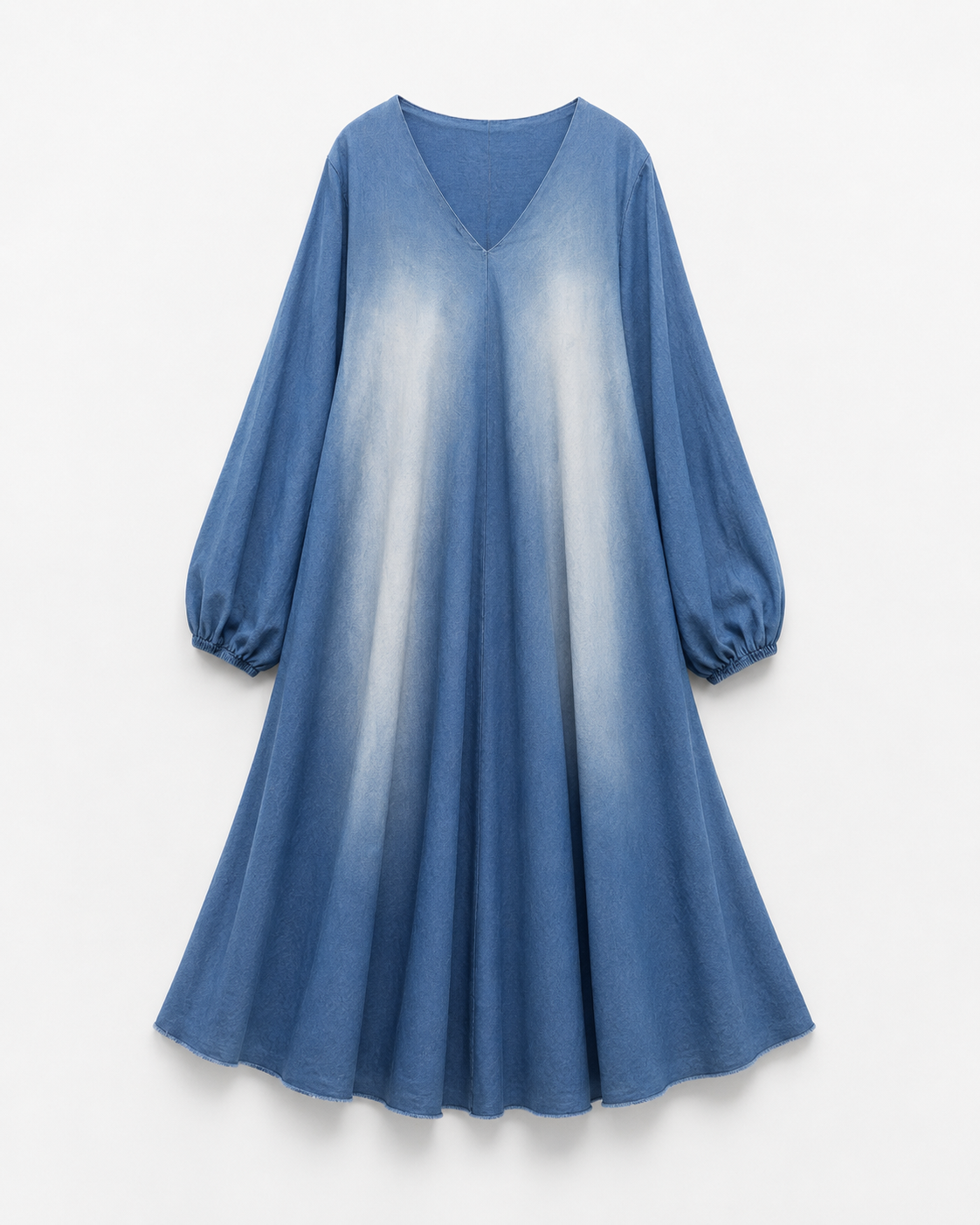 Rochie din denim cu mâneci lungi și buzunare, vedere din spate — All Above Boutique.