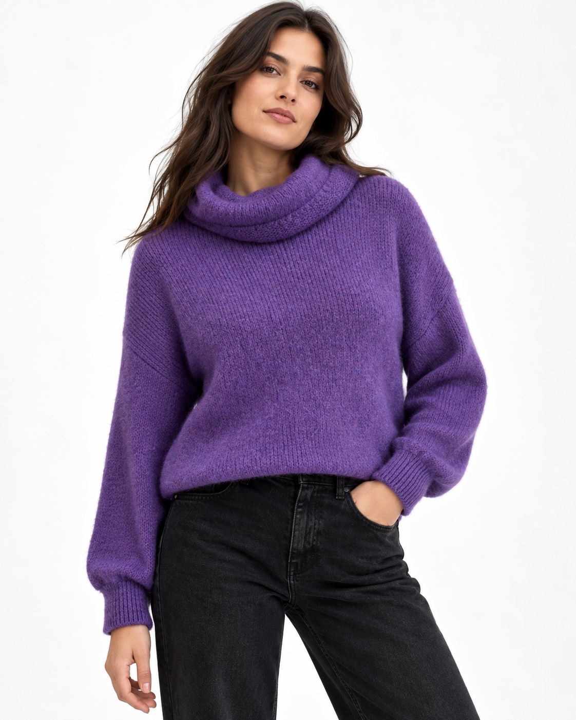 Pulover oversize cu guler drapat din amestec de alpaca, violet, vedere frontală - All Above Boutique