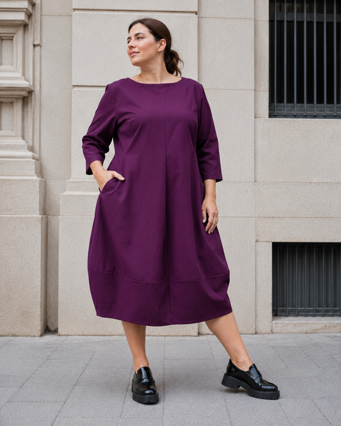 Rochie din jerse cu cusături modelatoare, vedere ansamblu. All Above Boutique.