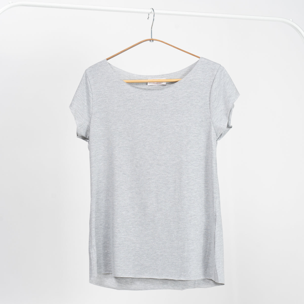 Tricou basic din bumbac cu margini fără tiv, nuanță gri deschis