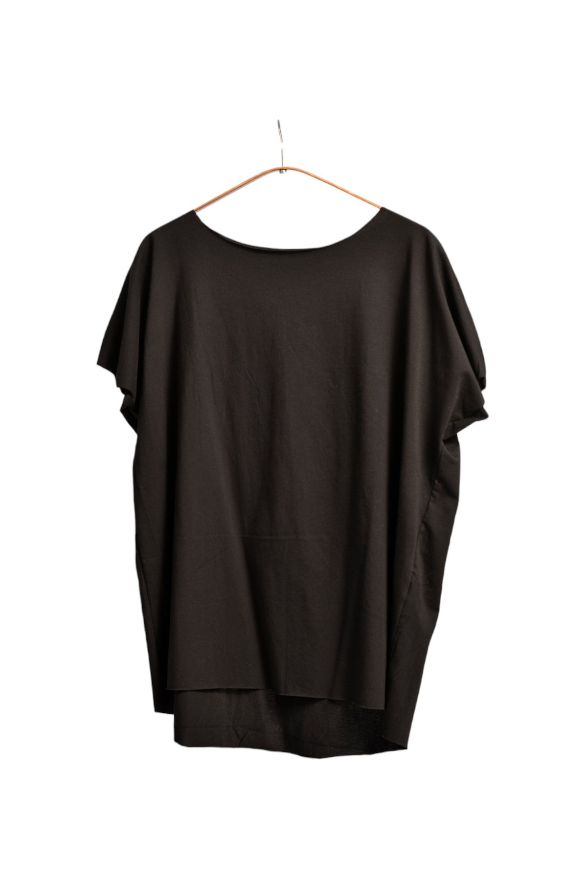 Tricou basic din bumbac cu margini fără tiv, nuanță negru