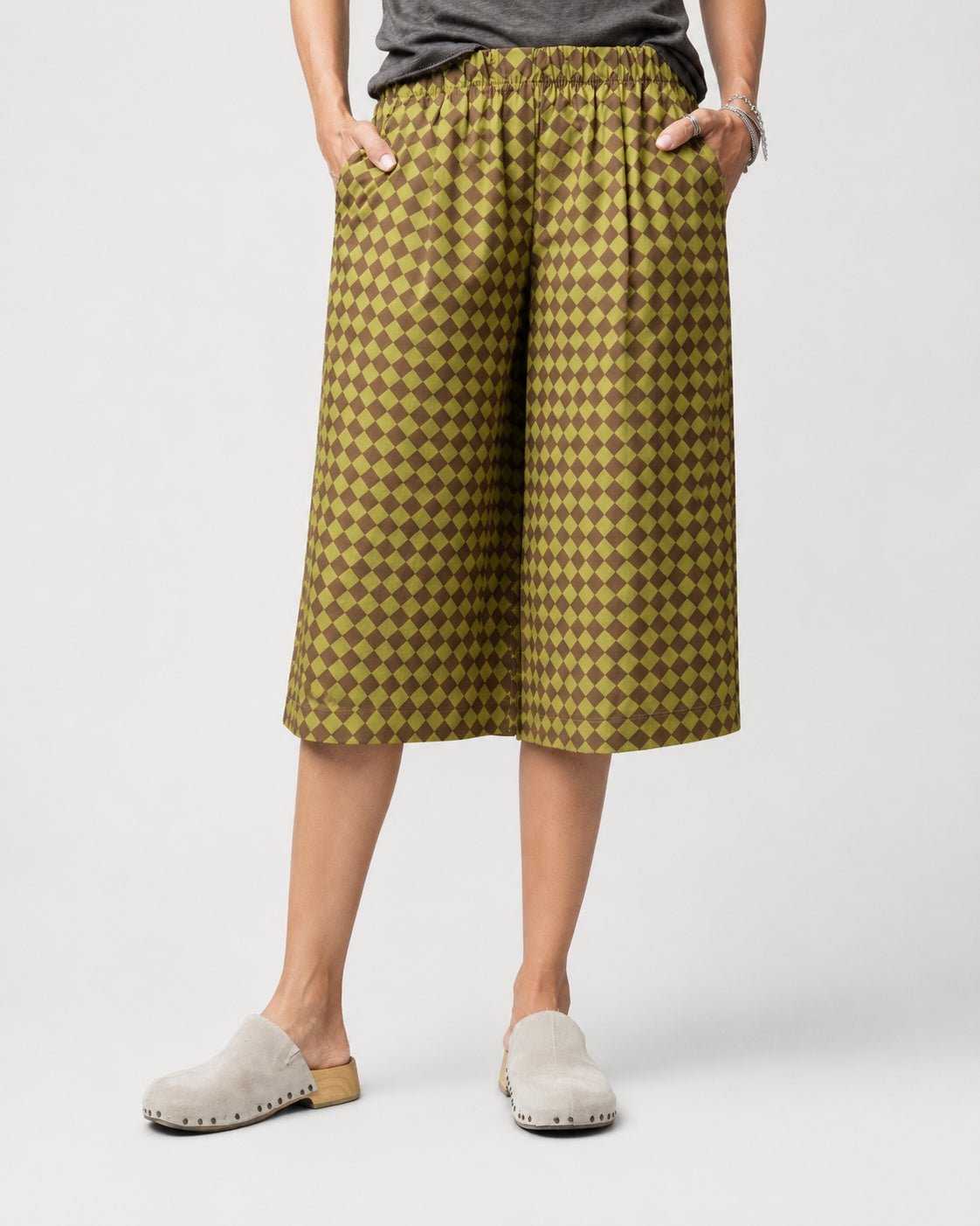 Pantaloni culotte din bumbac cu imprimeu romburi, nuanța verde fistic, All Above Boutique.