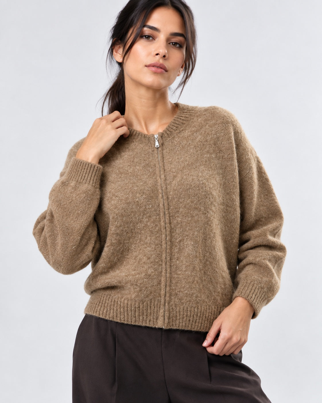Pulover cu fermoar din amestec de mohair, nuanță bej