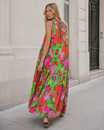 Rochie lungă evazată fără mâneci, vedere laterală. All Above Boutique.