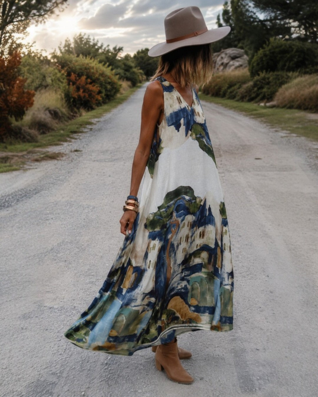 Rochie maxi din in imprimeu floral roșu-verde, ansamblu look boem cu pălărie, All Above Boutique