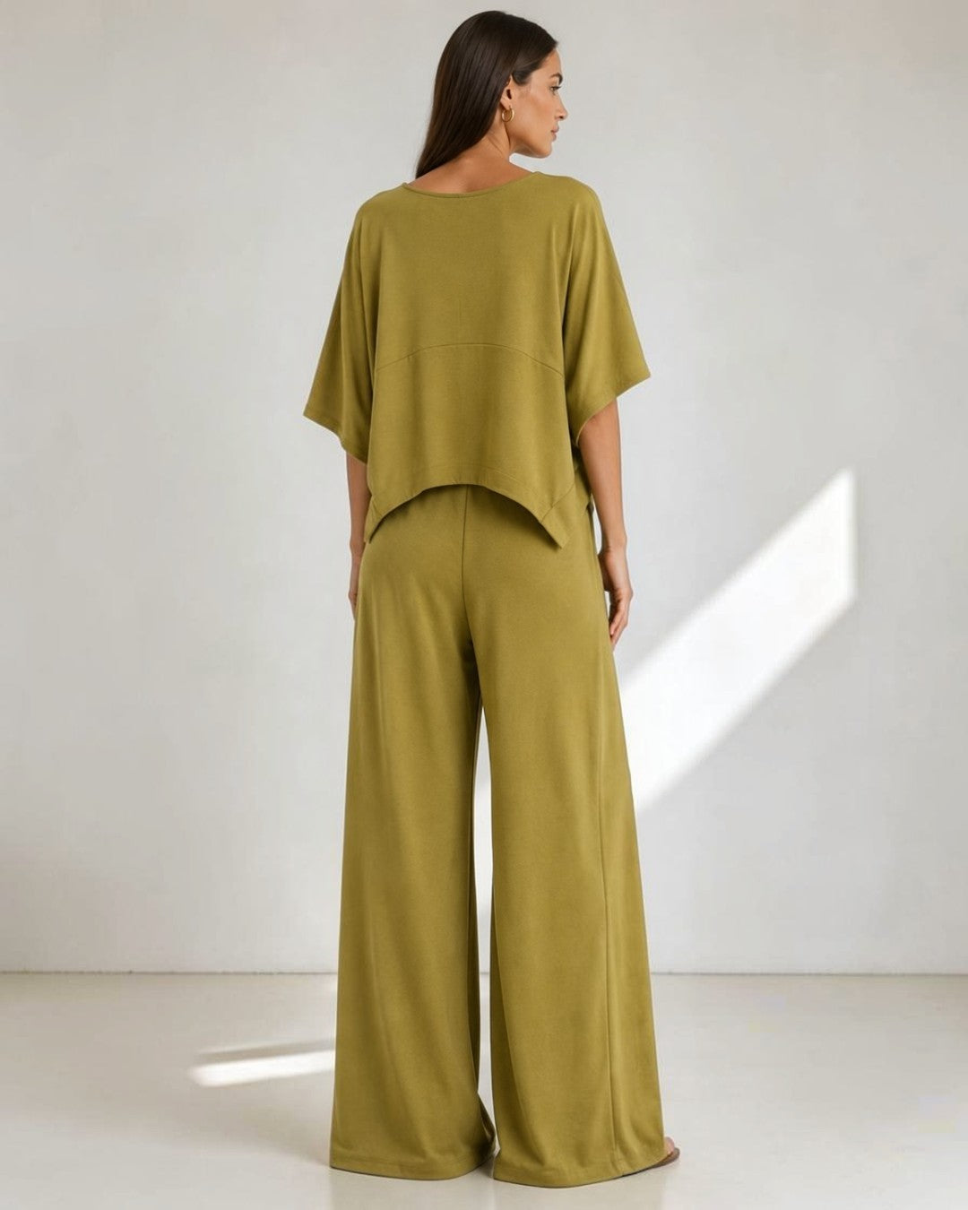 Compleu Cu Bluză Raglan Și Pantaloni Cu Pliu - Croială Amplă - Talie Elastică
