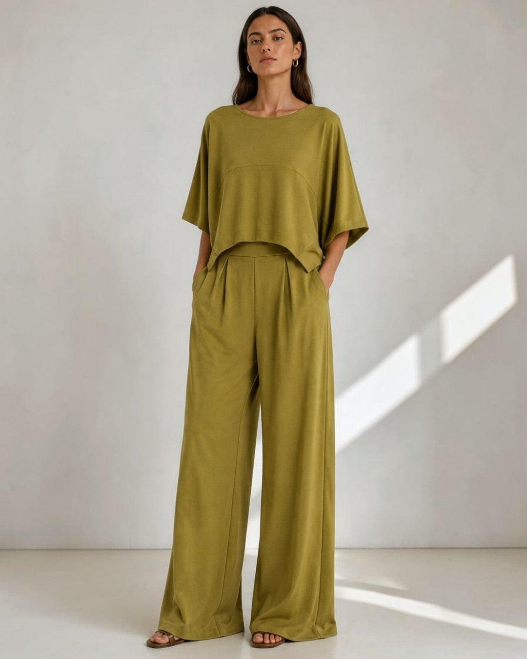Compleu Cu Bluză Raglan Și Pantaloni Cu Pliu - Croială Amplă - Talie Elastică
