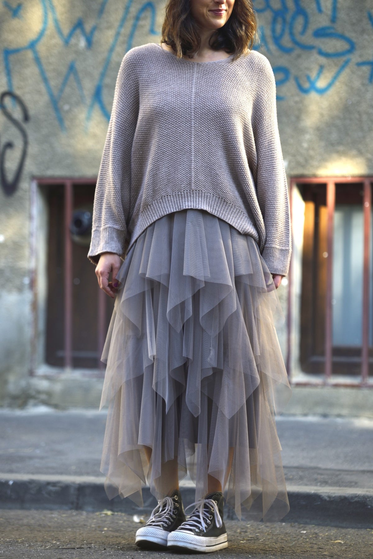 Set rochie din tul cu volane și pulover tricotat, nuanță ivoire