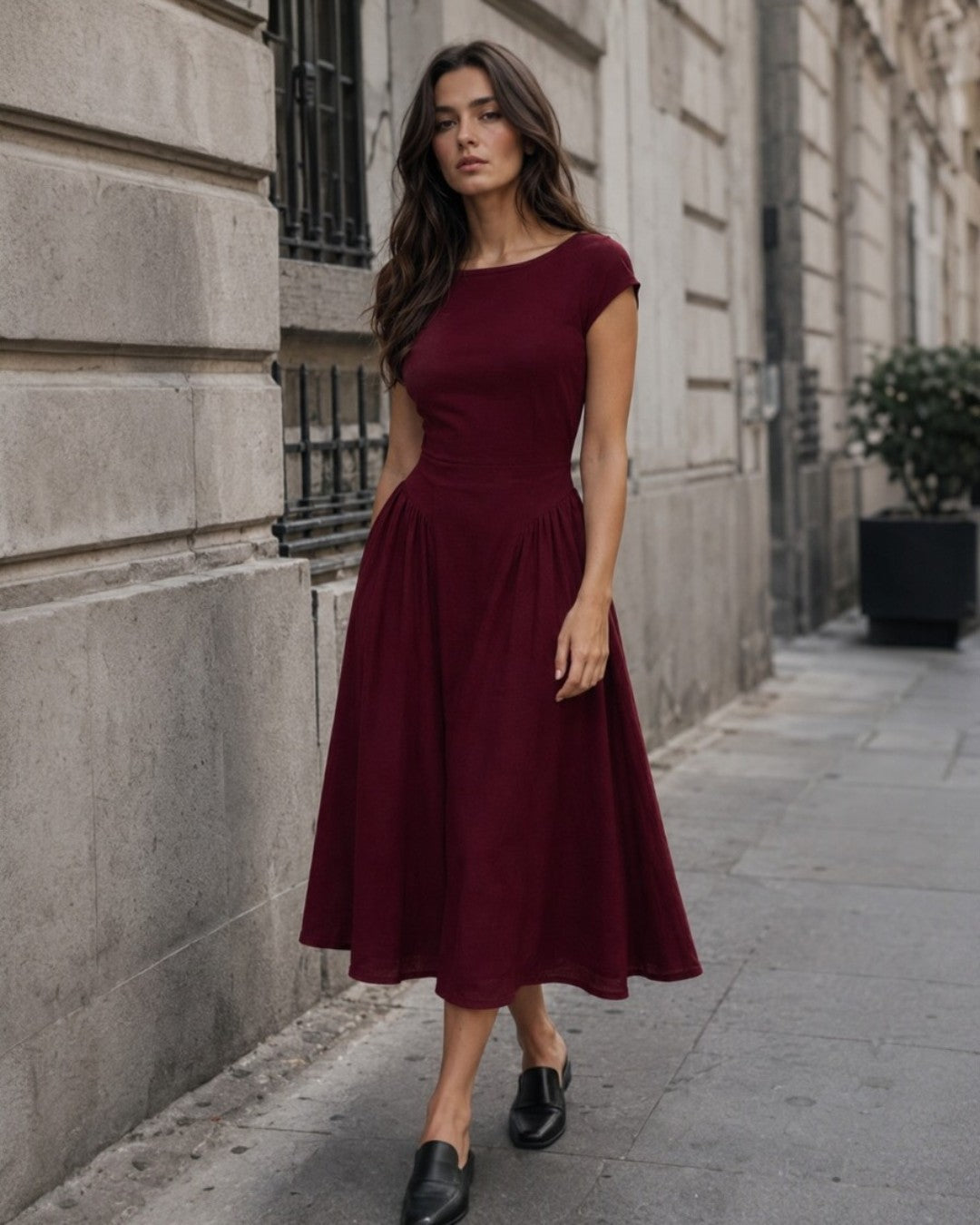 Rochie midi din viscoză roșu închis cu cusături modelatoare, croială elegantă, All Above Boutique