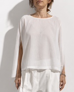 Bluza bumbac maro cu maneca despicata vedere ansamblu, look casual vara, All Above Boutique