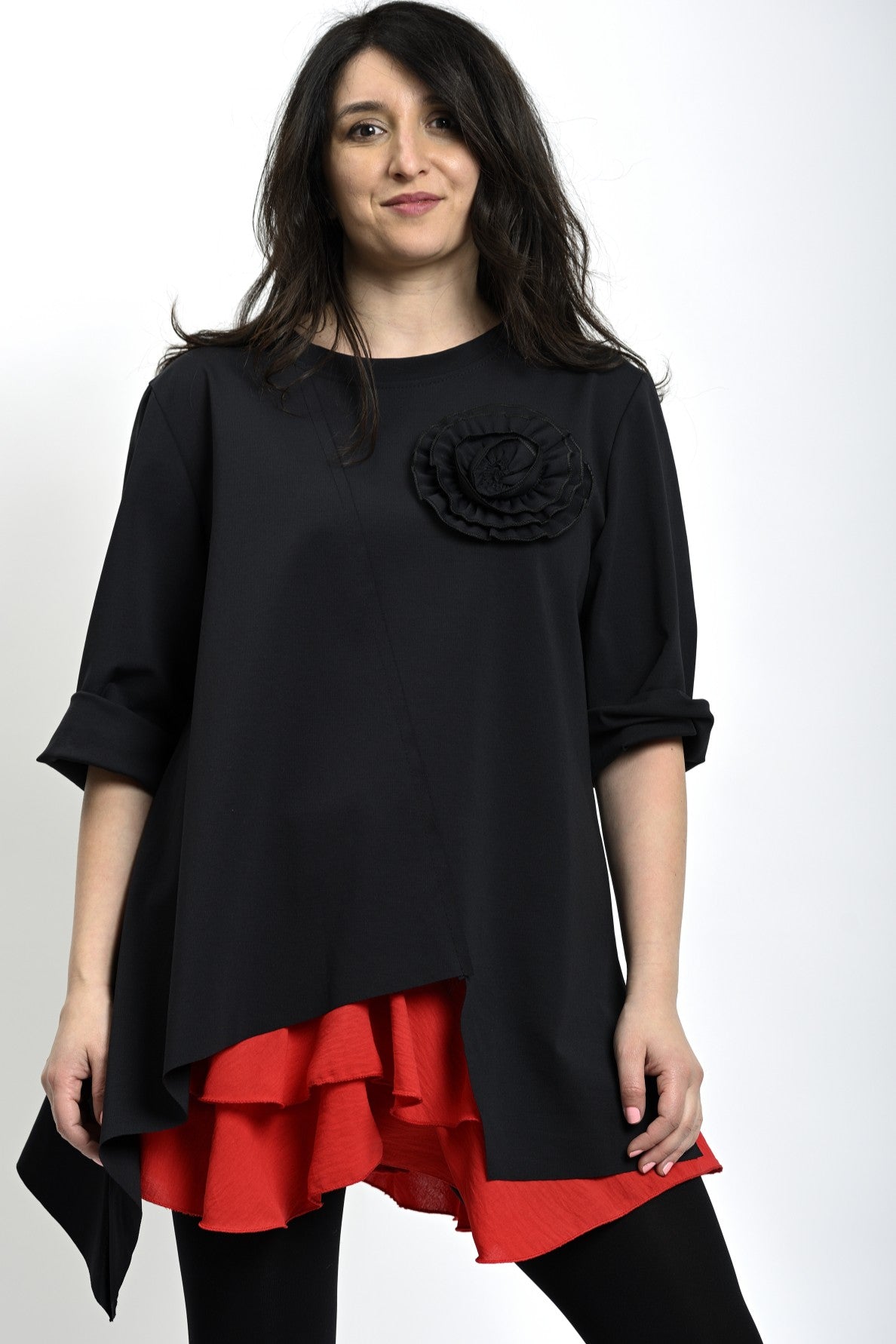 Bluza_Asimetrica_Floare_Neagra_Detaliu