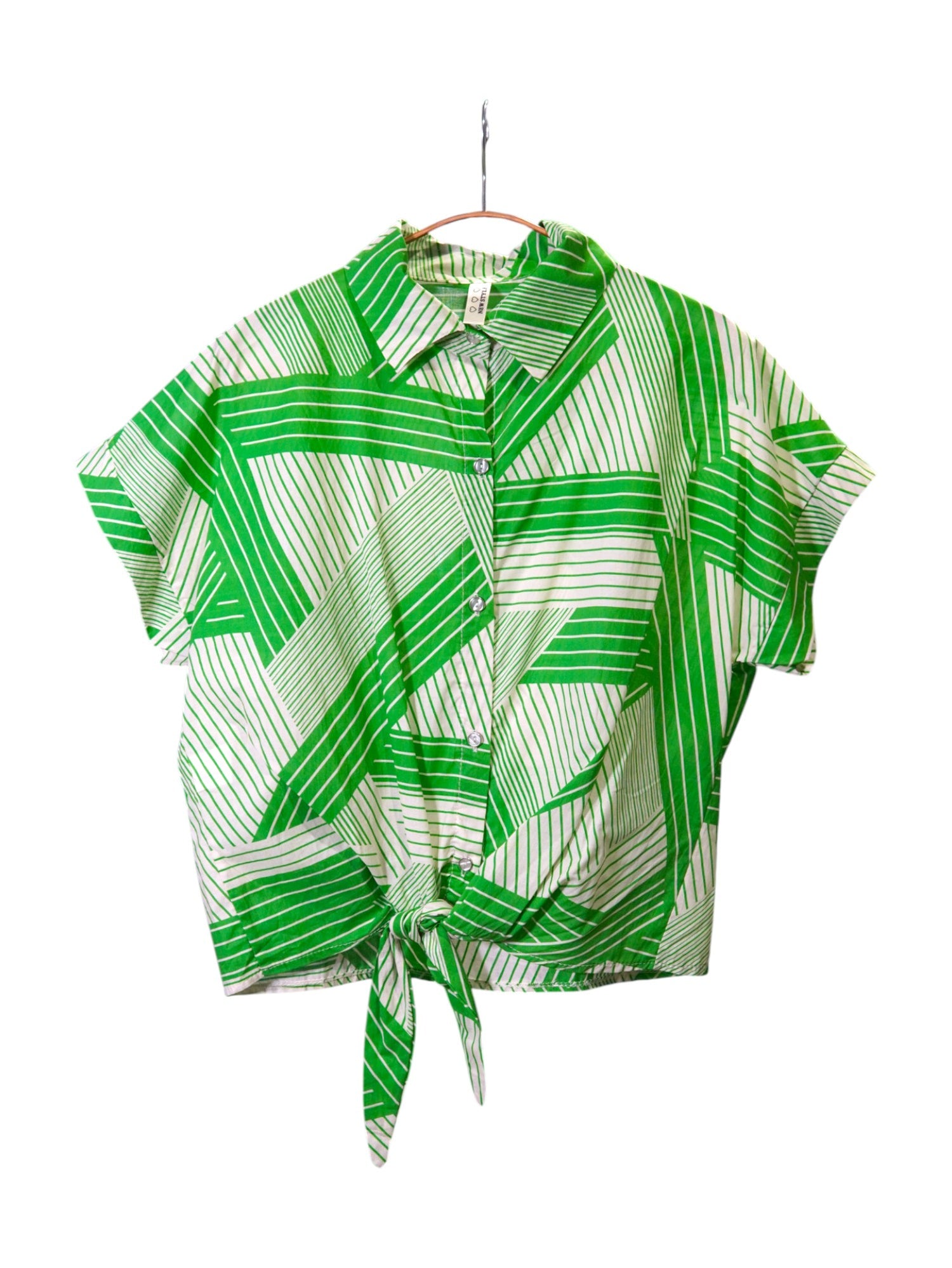 Cămașă crop verde cu imprimeu liniar alb, nod decorativ și croială lejeră