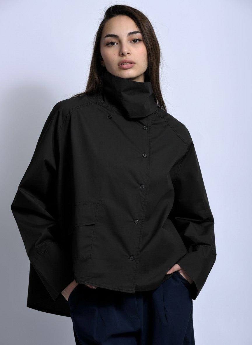 Cămașă oversize neagră cu buzunar aplicat, stil modern