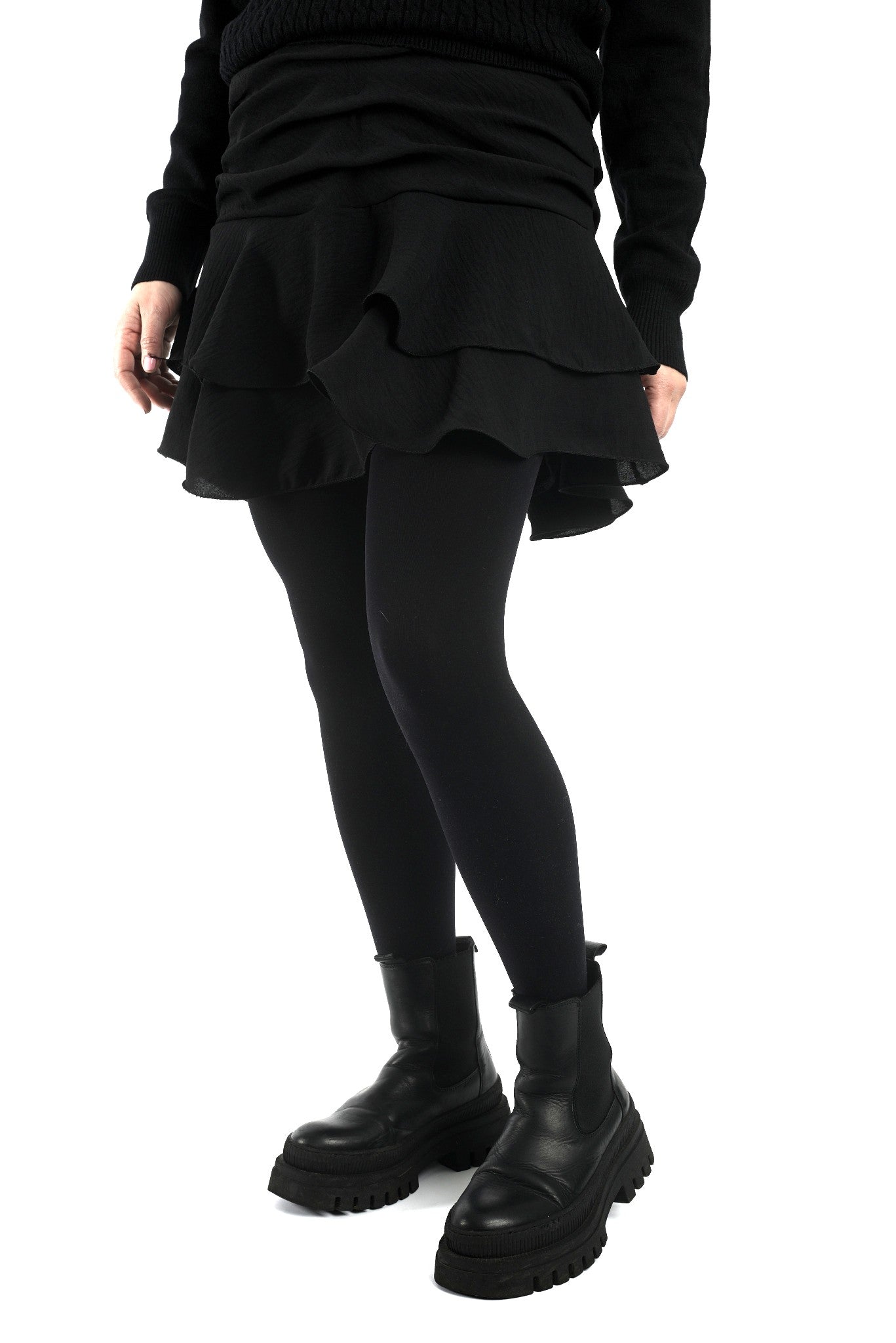 Fustă Scurtă Cu Falduri Și Jupă Pantalon – Croială Lejeră – Confort Zilnic