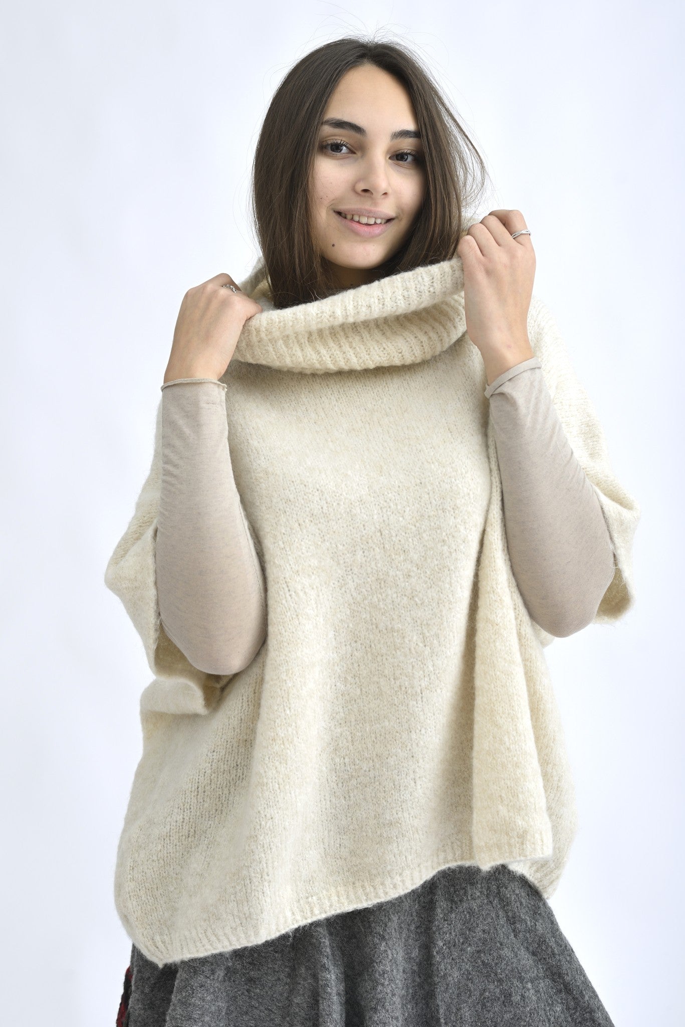 Pulover Fluffy Cu Guler Mare