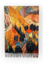 Eșarfă elegantă cu imprimeu dublu, în tonuri calde de galben și portocaliu, inspirat din artă abstractă.