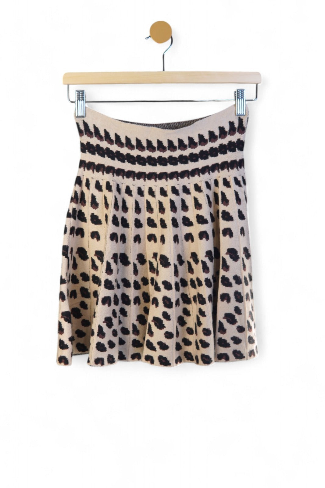 Fustă plisată cu imprimeu animal print, croială elegantă și fluidă