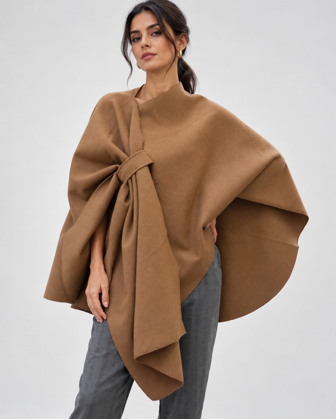 Poncho tip capă cu prindere fundă, nuanță camel