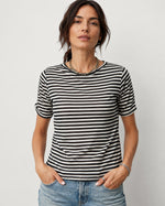 Tricou din viscoză și mătase cu dungi, vedere din față, All Above Boutique.