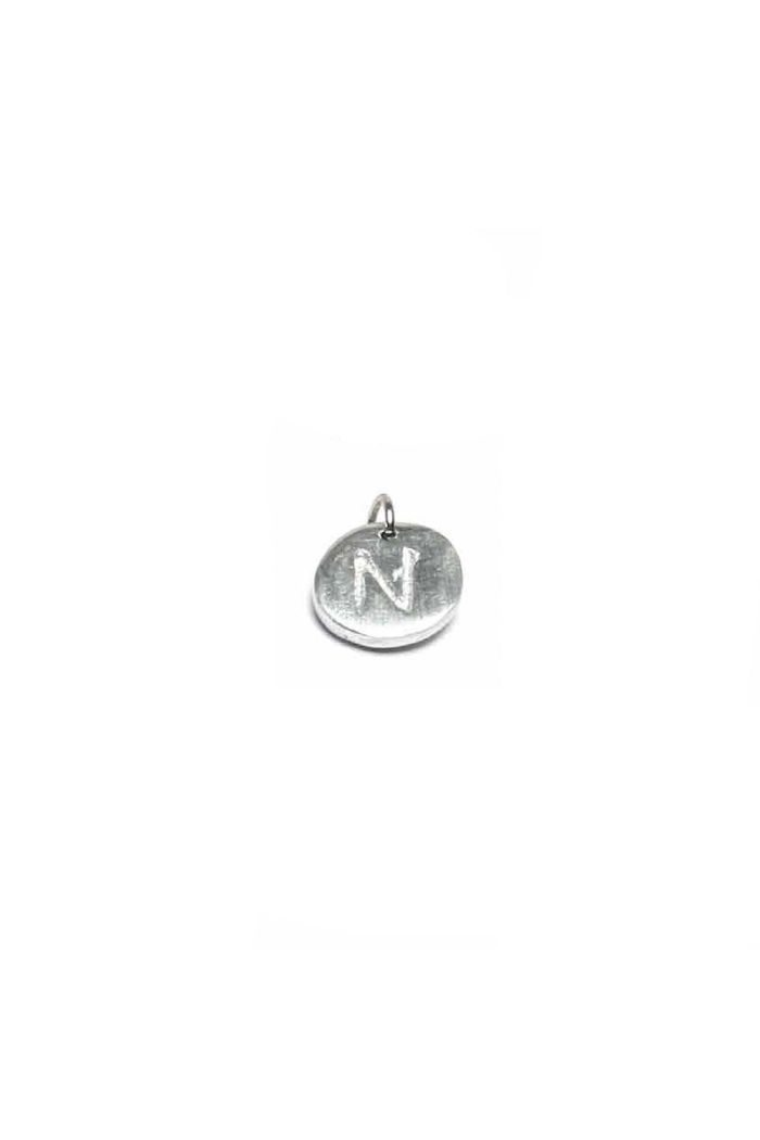 Pandant Handmade din Aluminiu Reciclat, Personalizat cu Literă