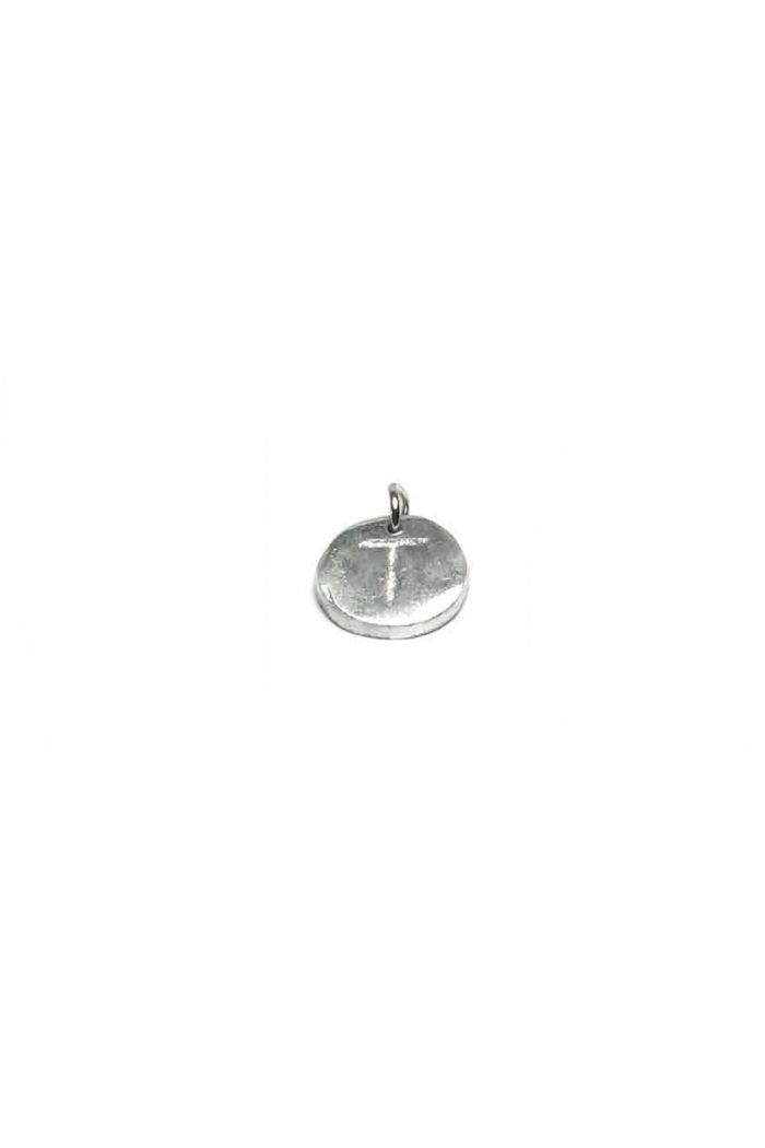 Pandant Handmade din Aluminiu Reciclat, Personalizat cu Literă