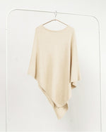 Poncho asimetric crem din tricot fin cu cașmir - All Above Boutique