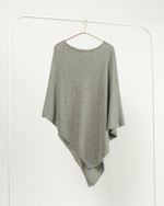 Poncho asimetric gri deschis din tricot fin cu lână și cașmir - All Above Boutique