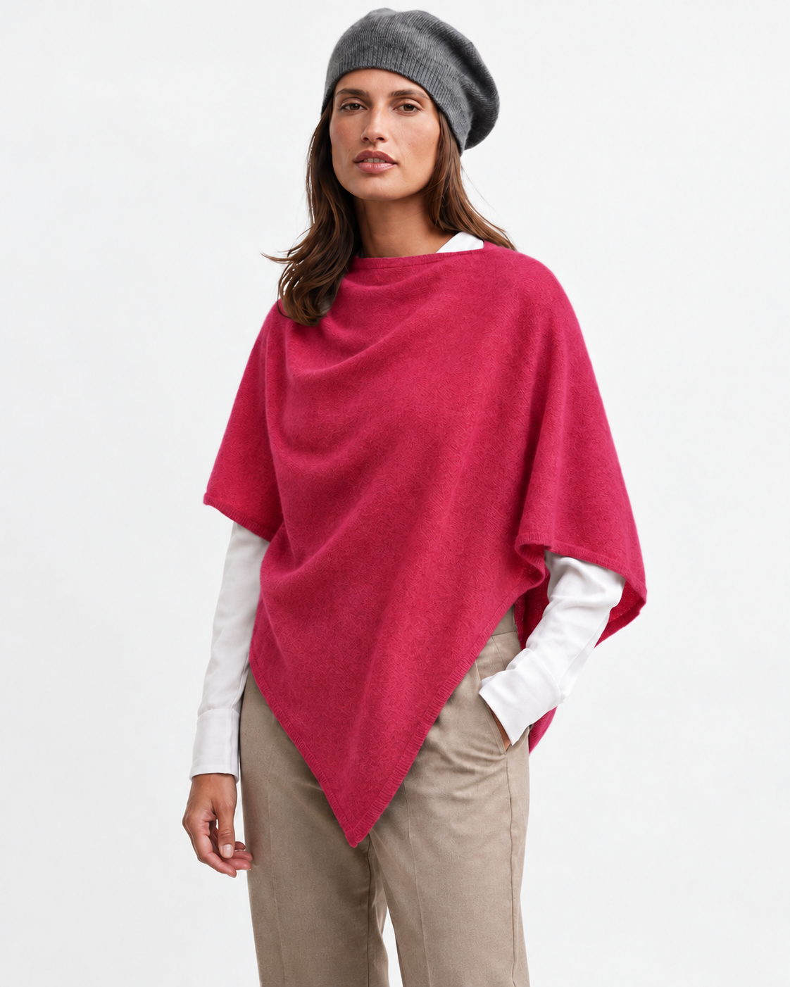 Poncho asimetric roz din tricot fin cu cașmir, cu decolteul drapat pe umăr - All Above Boutique