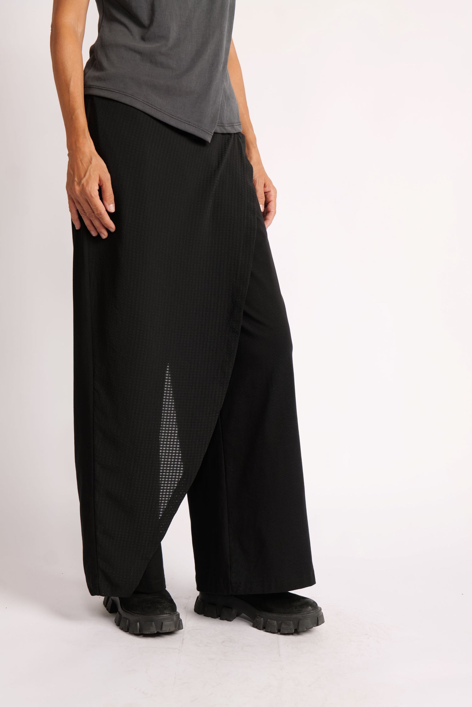 Pantaloni Din Jerse Cu Prindere Pareo