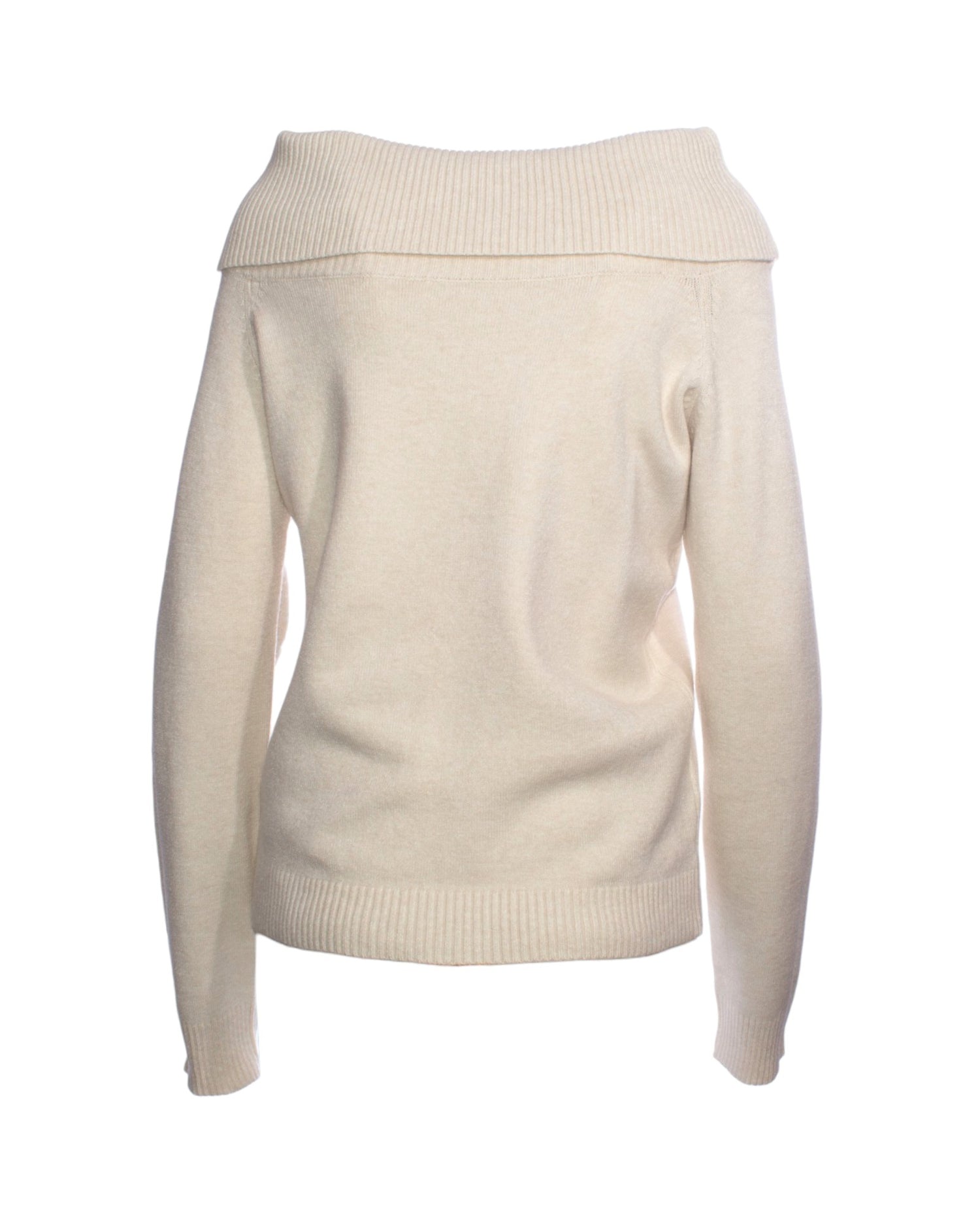  Pulover crem cu guler larg, vedere din spate, design elegant.