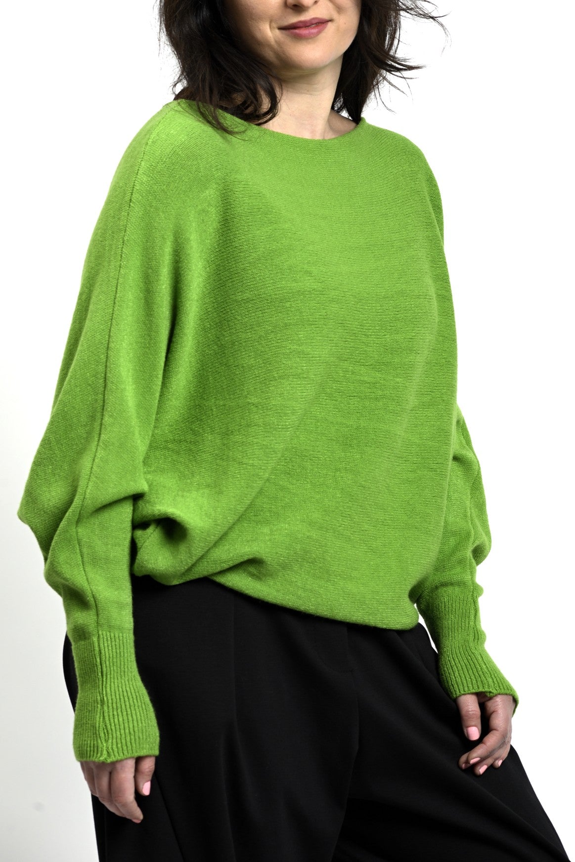 Pulover Cu Perle Decorative Spate – Croială Amplă Elegantă