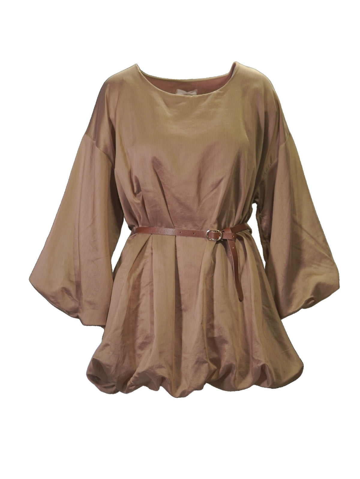 Rochie mini roz nisipiu, din material satinat, cu mâneci căzute și talie marcată