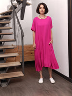  Rochie lungă fucsia, lejeră, din viscoză, cu mâneci scurte și buzunare laterale