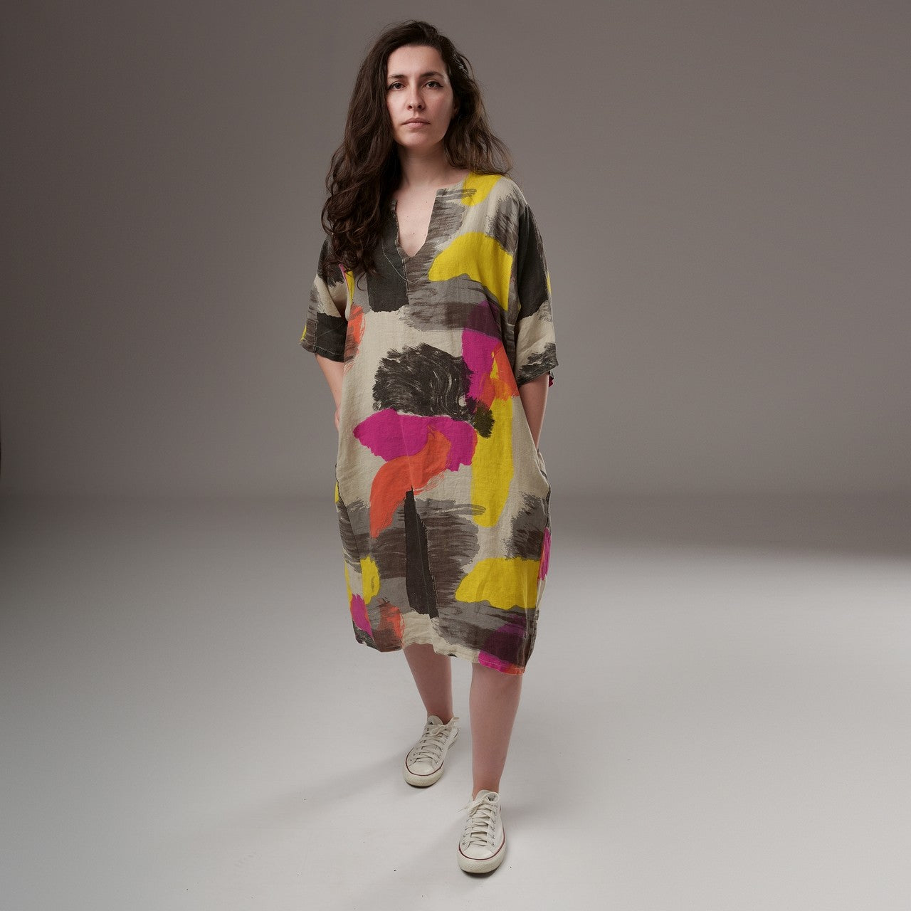 Rochie midi din in, cu imprimeu abstract colorat, vedere spate