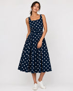 Rochie midi retro cu buline medii, nuanța bleumarin, vedere din față