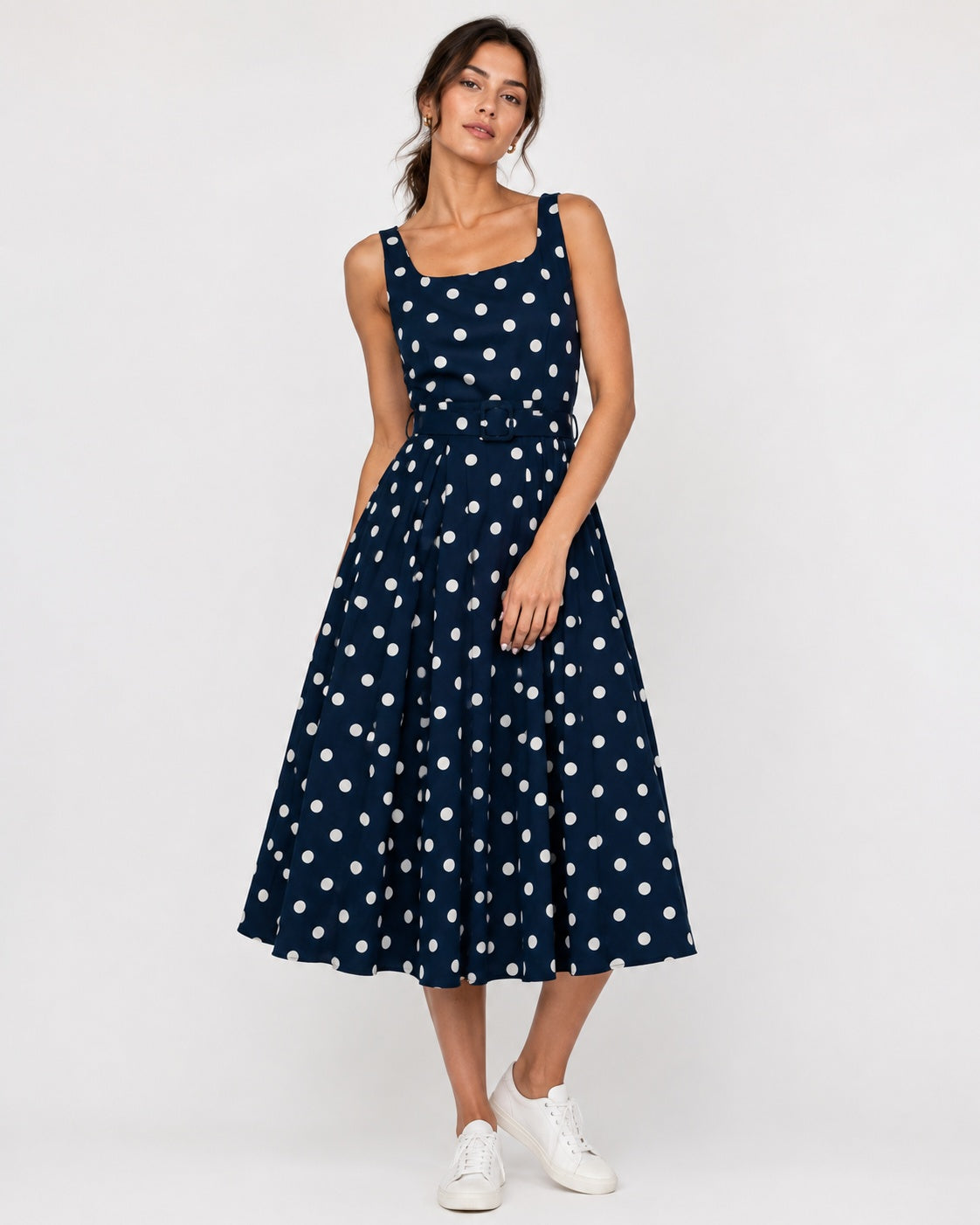 Rochie midi retro cu buline medii, nuanța bleumarin, vedere din față