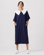 Rochie midi cu rever, nuanța bleumarin, vedere din față