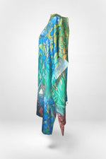 Rochie de plajă tip caftan cu imprimeu floral inspirat din pictura lui Van Gogh „Iriși”, vedere laterală