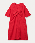 Rochie roșie din bumbac cu decolteu în pliuri, alt unghi cu accent pe decolteu. All Above Boutique.