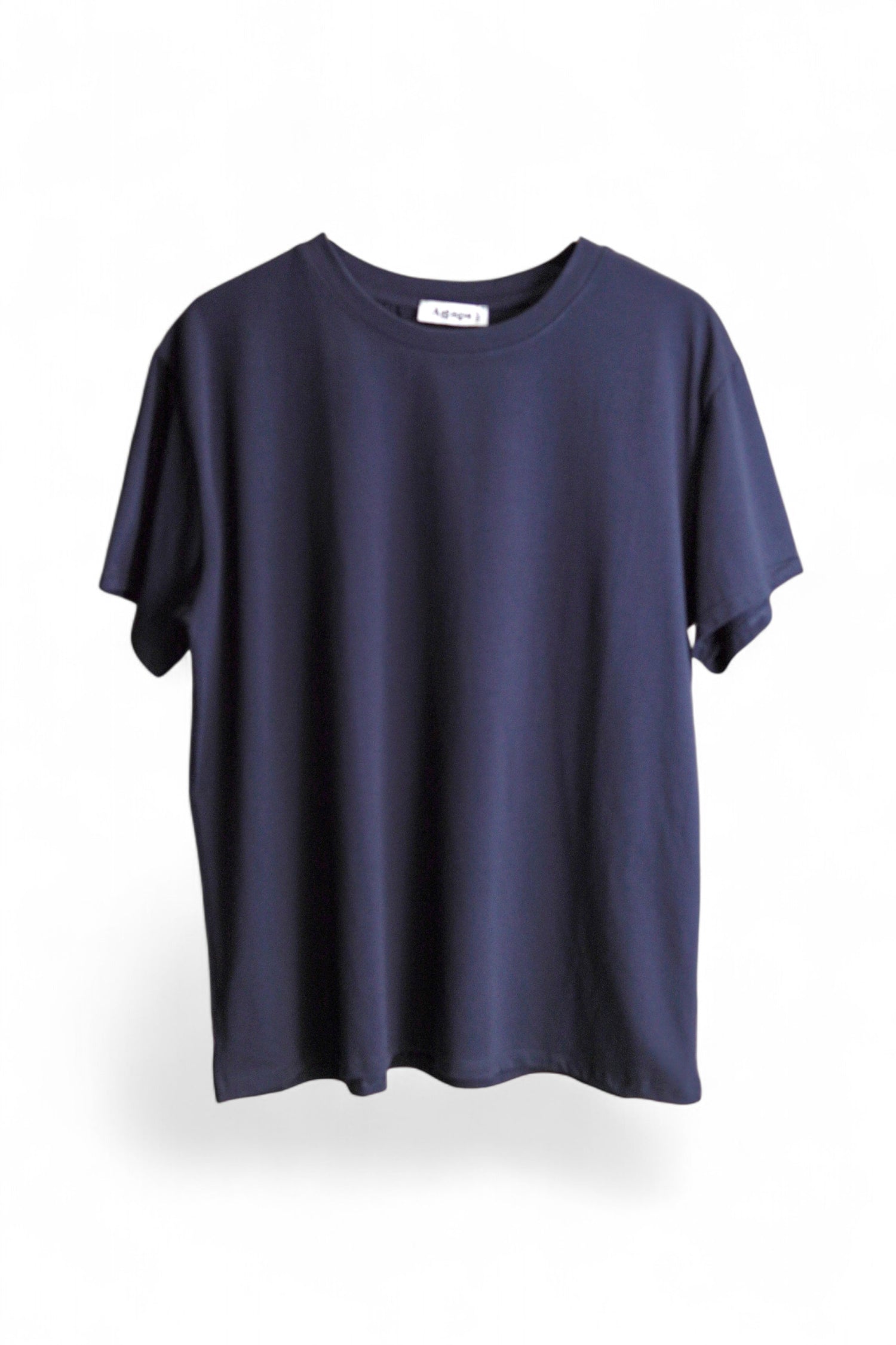 Tricou bleumarin uni, cu textură moale și cădere naturală