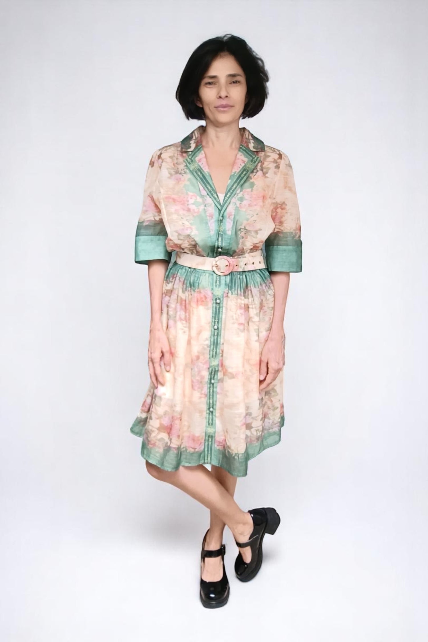 Rochie Florală  – Croială Vintage Cu Curea